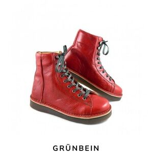 Grunbein Switzerland boots
